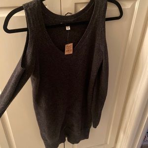 American Eagle form fitting dark grey dress with shoulder cut outs.